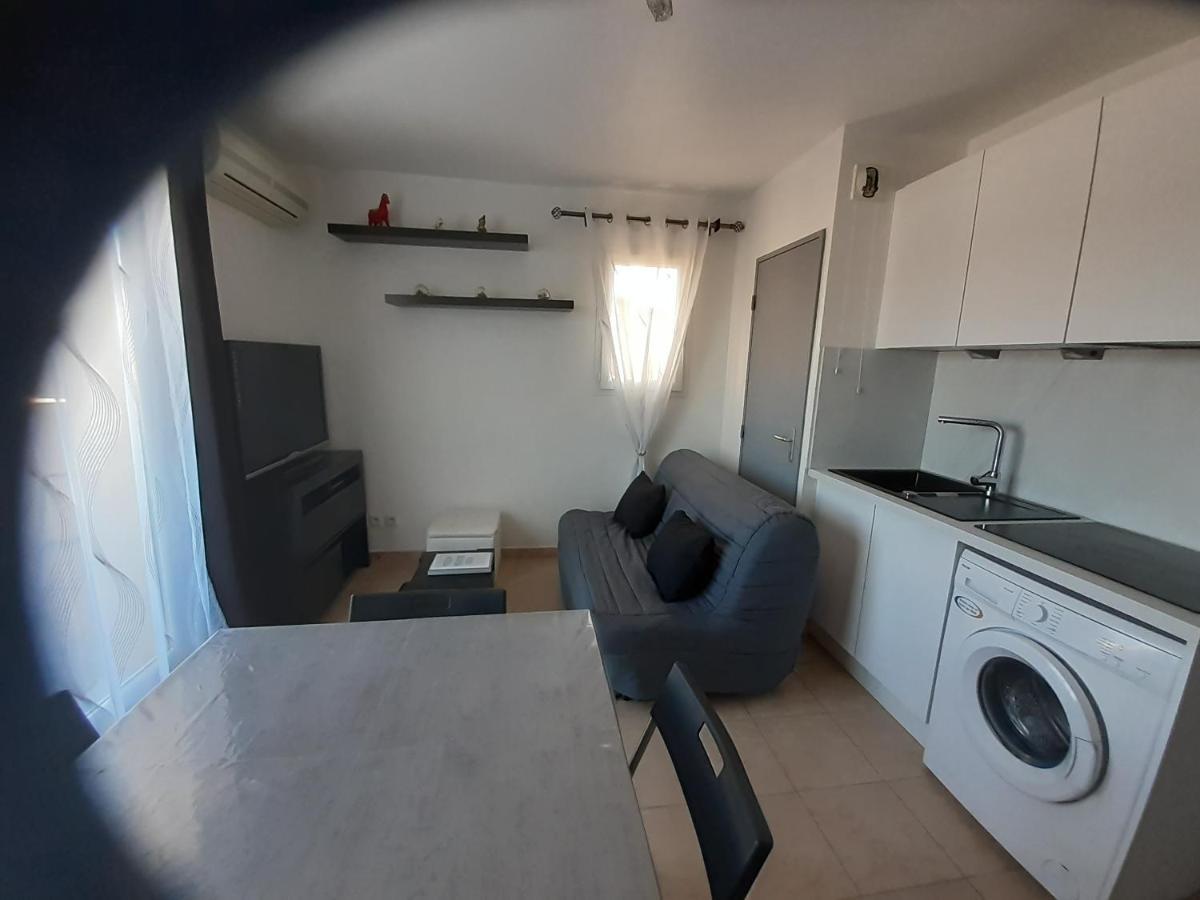 Ferienwohnung Sous Le Soleil Des Alpilles Mouries Exterior foto